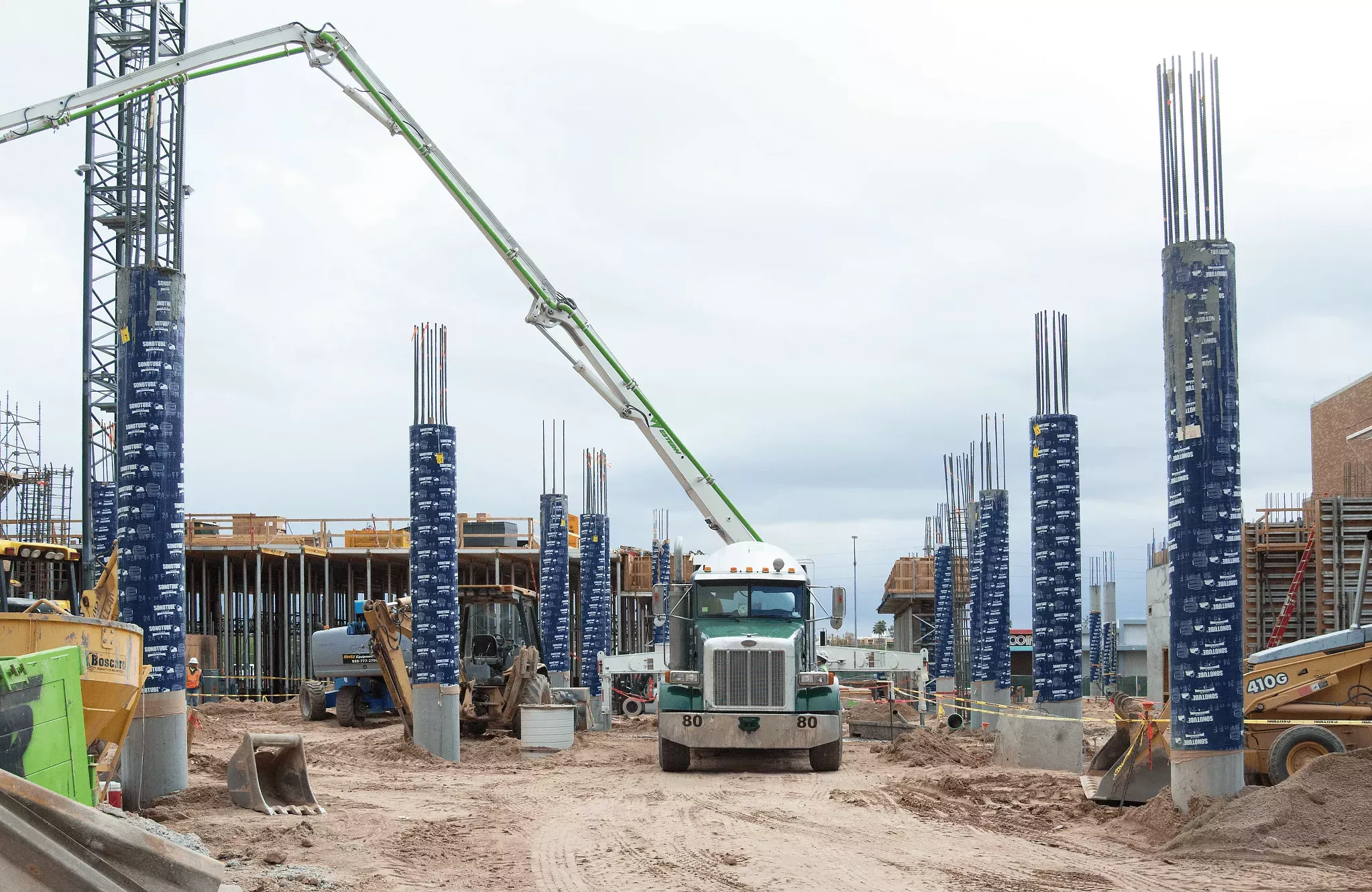Sonotube Finish Free concrete forms on a construction site